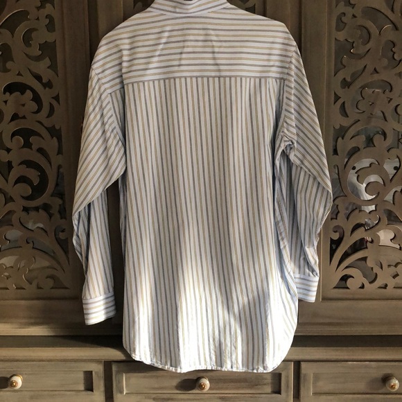 Made in Italy blue shirt Richard’s of Greenwich - Picture 9 of 16